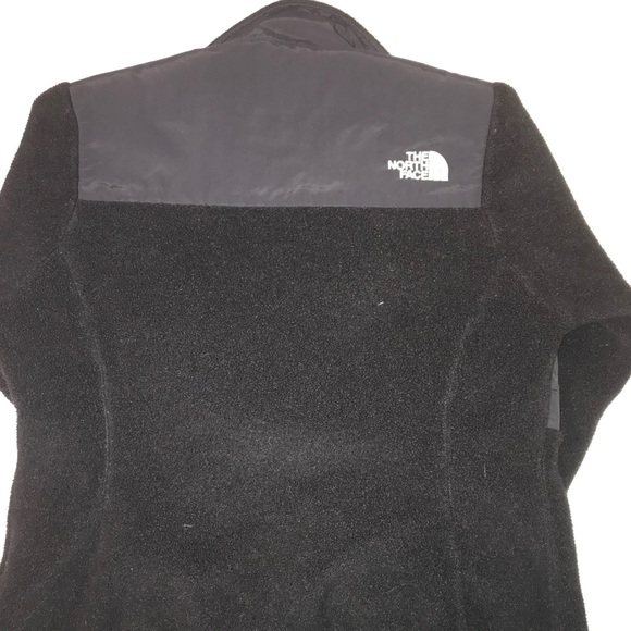 **SOLD** North Face Denali 2 jacket - Picture 3 of 6